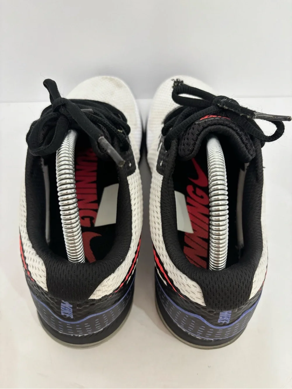 Nike Zoom All Out size 9